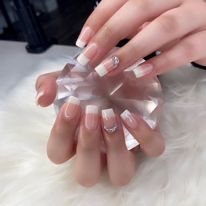 Sns store french nails